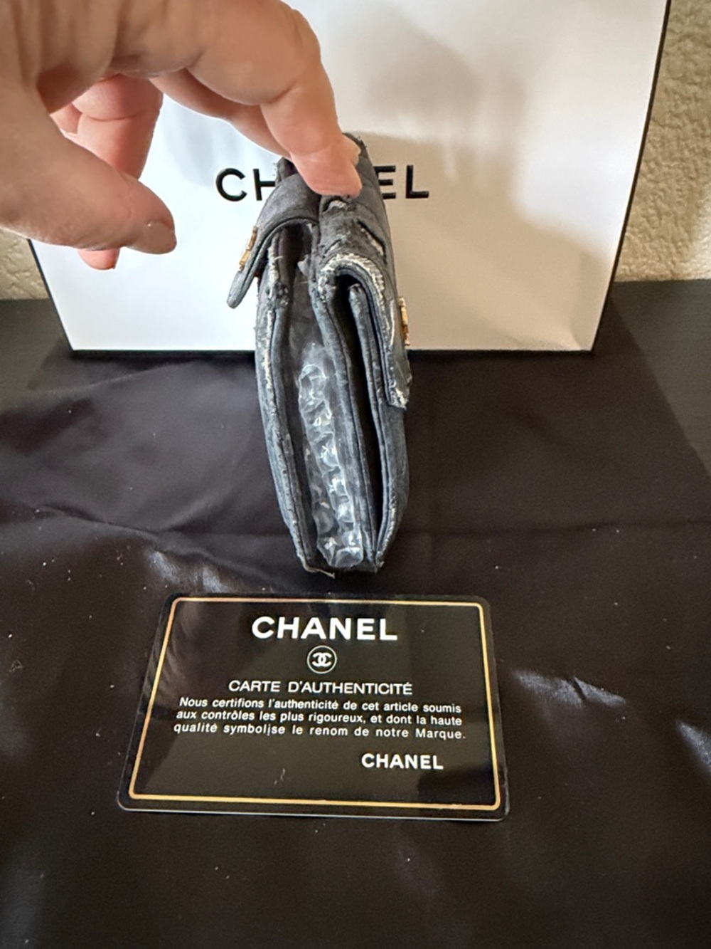 Chanel Black Lambskin Bifold Compact Snap Wallet - Picture 8 of 16
